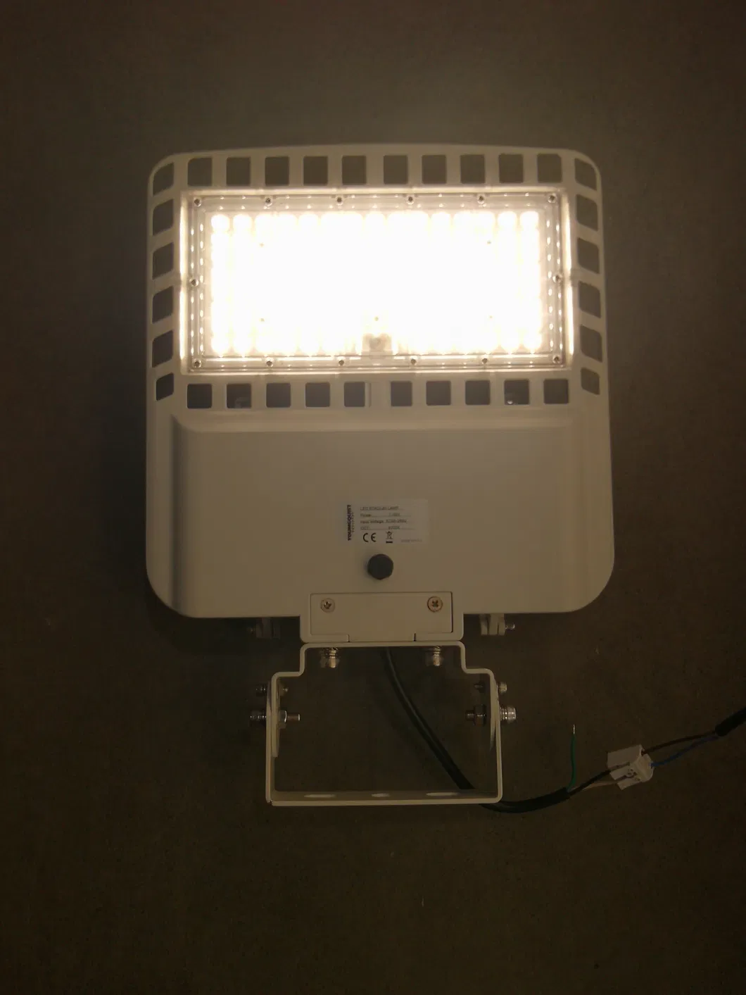 Chz Hot Sales 60W to 250W White Color Module LED Street Light with Bracket
