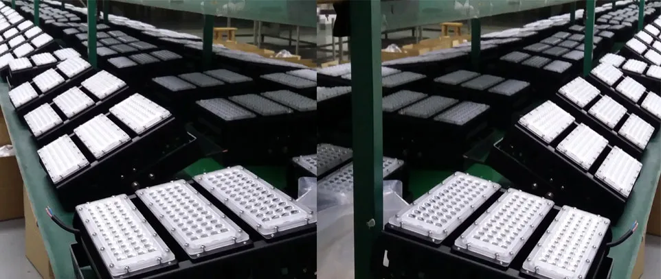 Good Quality IP65 Waterproof 150W 200W LED Floodlight 50000 Hours LED Outdoor Modular Flood Light