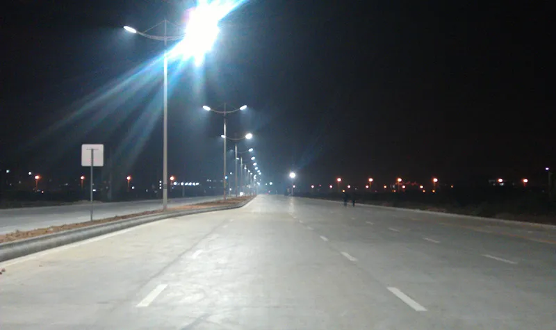 SL001 150W High Transmittance COB Adjustable Angle LED Street Lamp with TUV