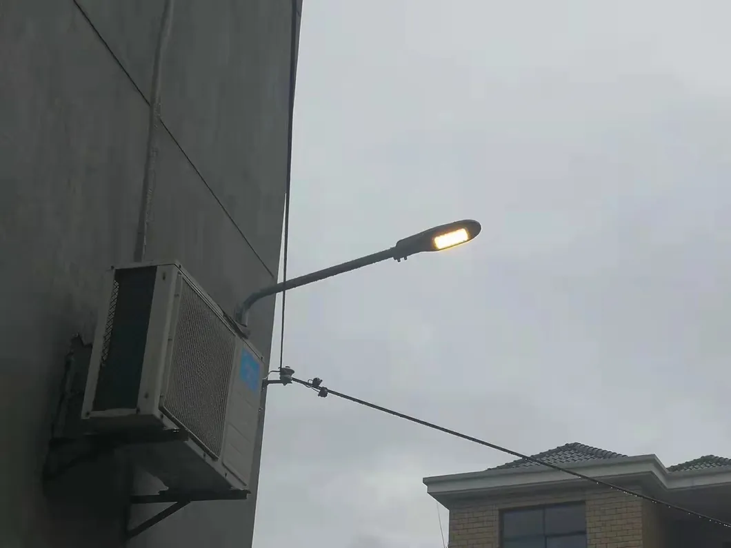 Very Competitve Price for 8000lm High Brightness 50W LED Parking Lot Lights